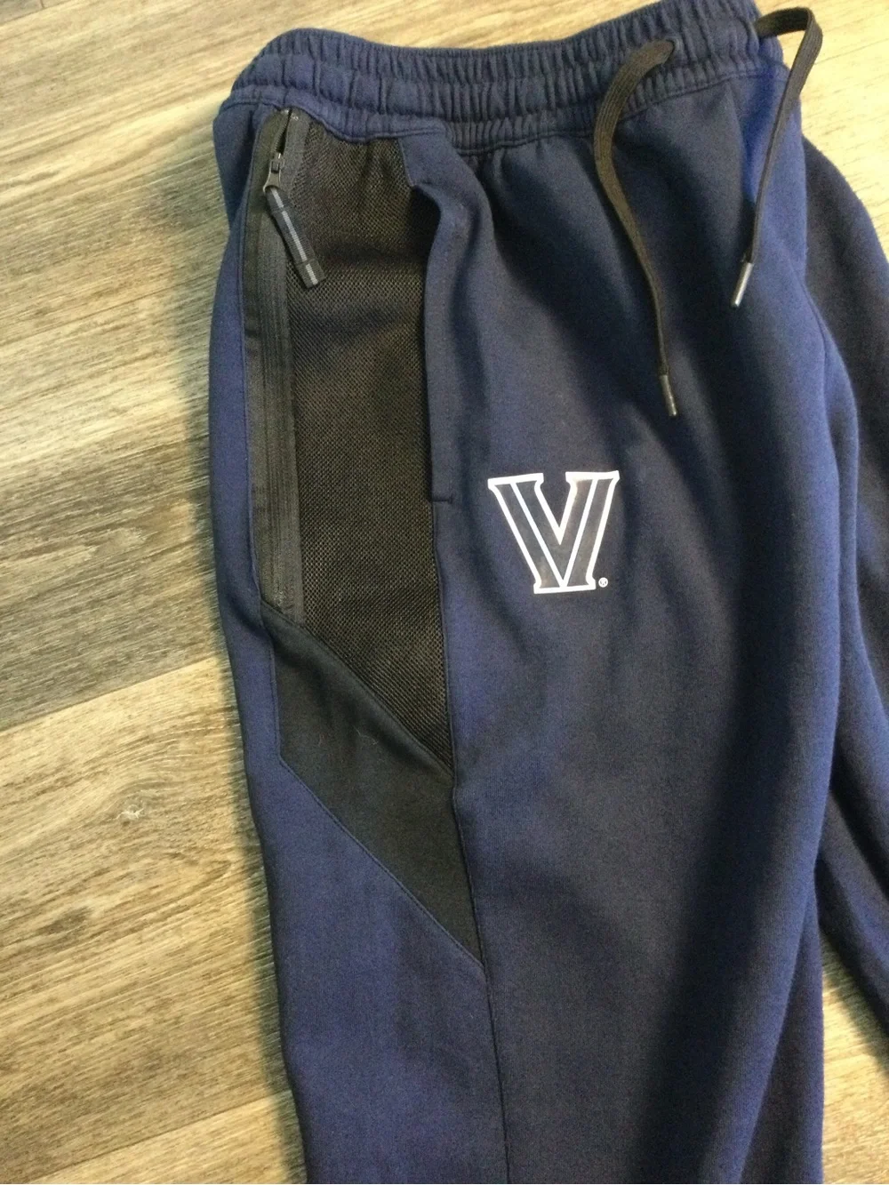 Villanova Nike Men's Navy Blue Athletic Jogger Pants with Logo